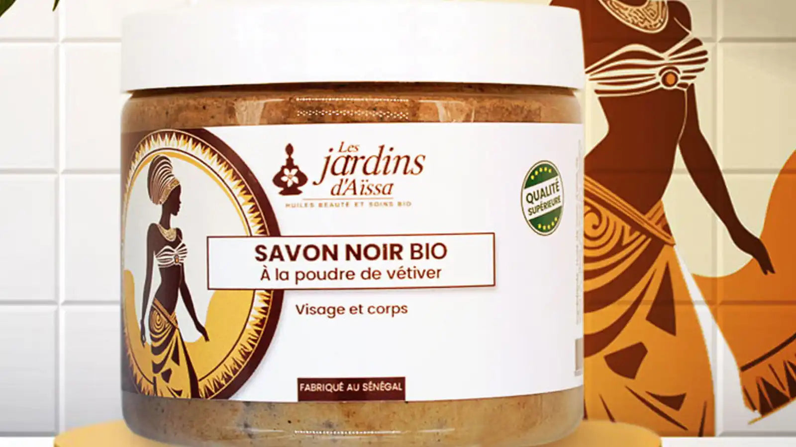 Les Bienfaits du Savon Noir bio : Un Trésor Naturel aux Multiples Vertus
