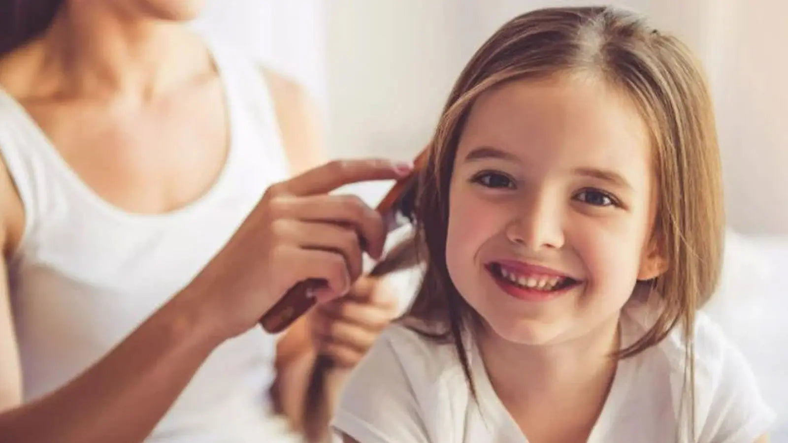 Comment hydrater les cheveux des enfants naturellement ?